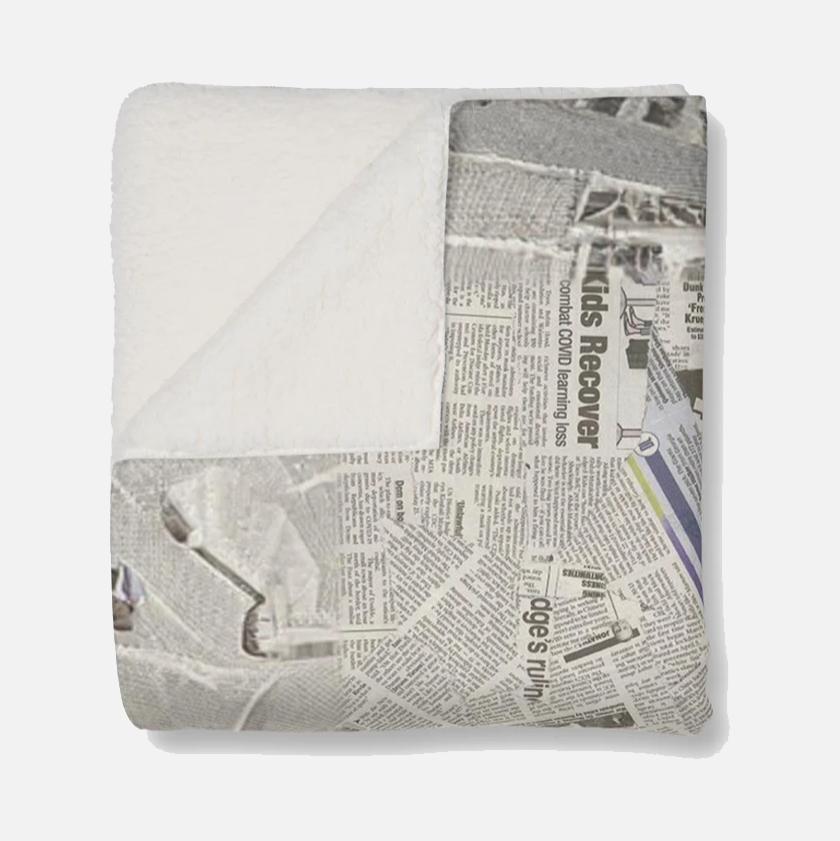 COLLIDED DECORATIVE THROW